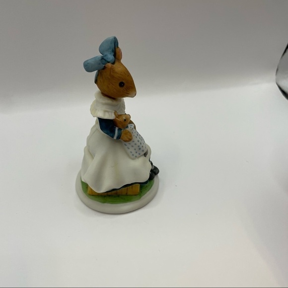 Woodmouse Lucinda Figurine - Picture 2 of 5